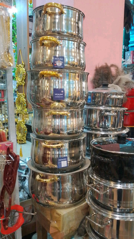 طقم طناجر