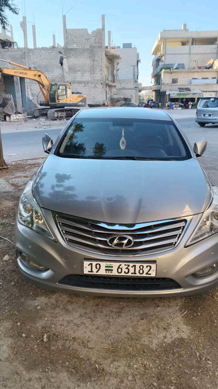 هيونداي ازيرا 2012