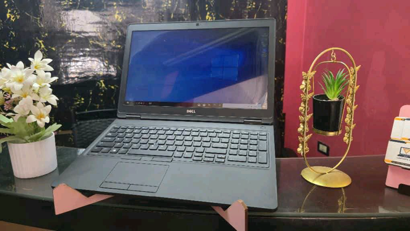لابتوب dell latitude 5580