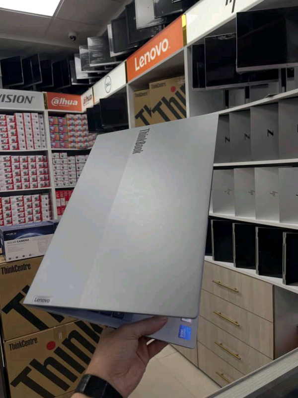 Lenovo ThinkBook 16 G8 IAL