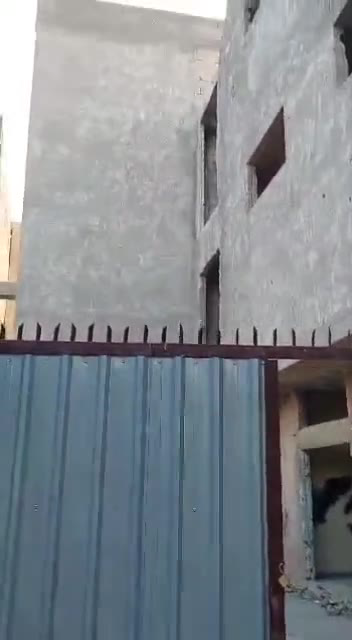 مدرسة حديثة للبيع في ببيلا 700م² بسعر 220 ألف دولار وبازار