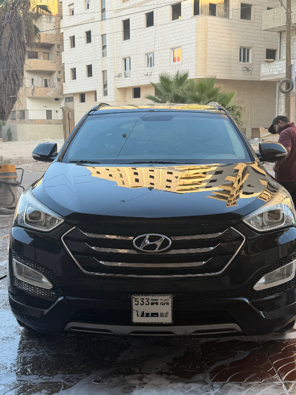 هيونداي سانتا في 2015 للبيع بحالة جيدة في صحنايا