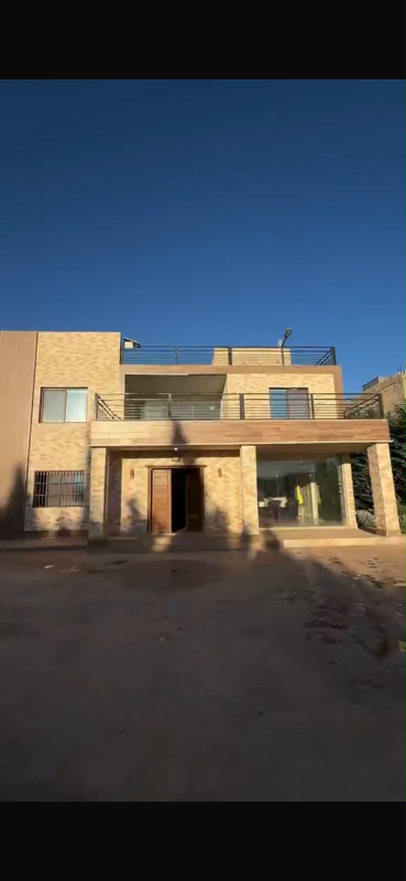 فلل للبيع في دروشا ريف دمشق 300 م² بسعر 195,000 دولار