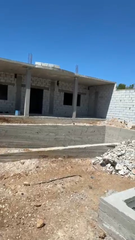 مزرعة سكنية للبيع عل عضم ضمن مجمع قريبة من لخدمة طابو اخضر