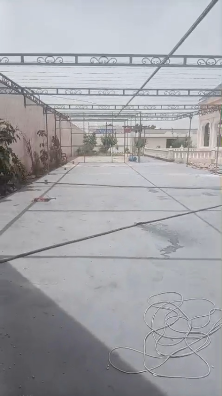 للبيع ڤيلا ٤٥٠٠م طابو عدد لبناء ٣ تسليم جاهز اكساء سبر طريق لمطار