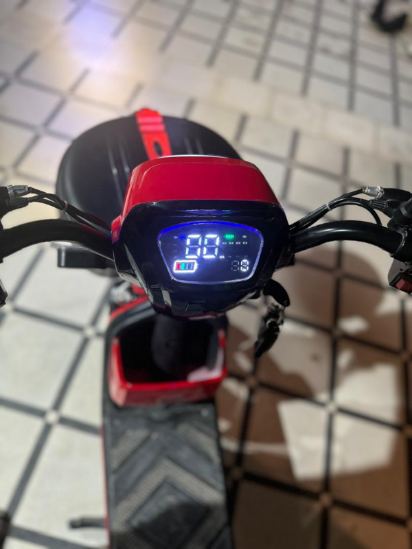 موتور  كهربائي 500w جديد دمشق اربع بطاريا دبل البطارية الواحدة 25امبير