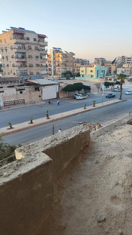 للبيع شقة في مدينة الكسوة مقابل الفرن الاحتياطي - طابق ثاني