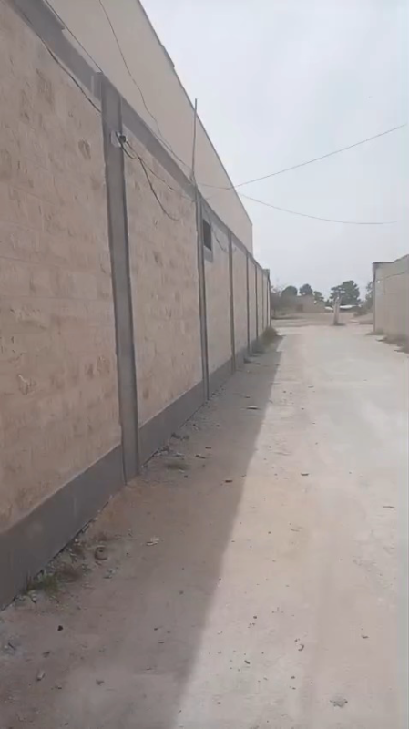 للبيع ارض لبناء ڤيلا ضمن مجمع فخم طريق لمطار جسر ثاني 1000م