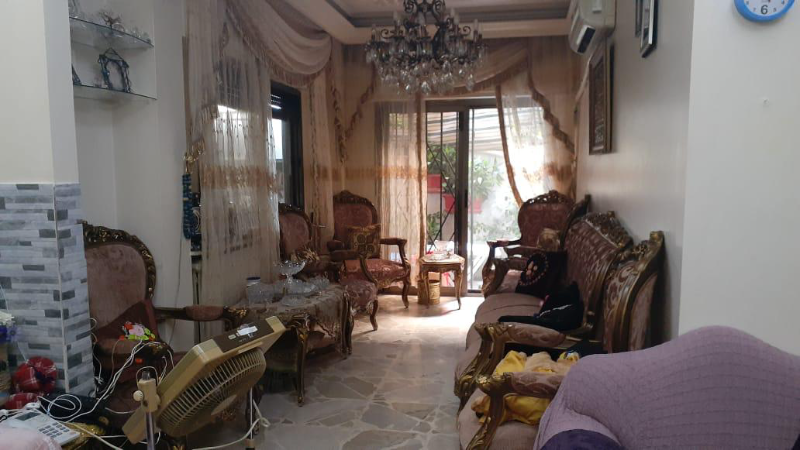 للبيع شقة بالروضة جادة الزهراوي مساحته 120م