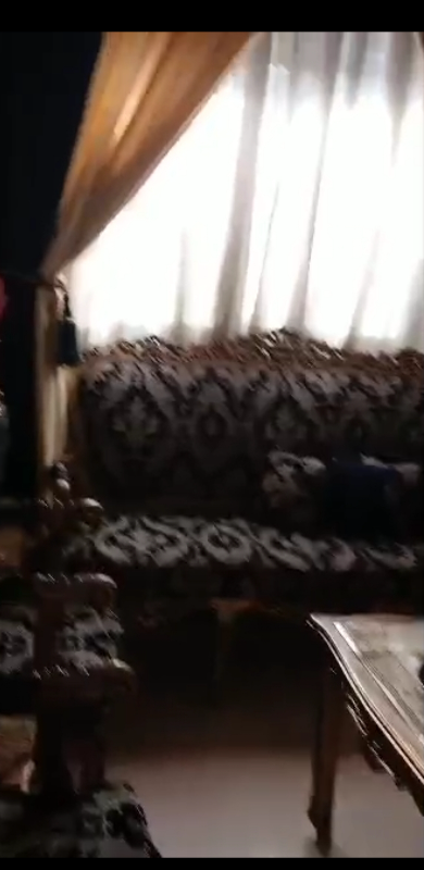 للبيع شقه في دمشق اطفائية شربيشات بعد الفرن السياحي موقع مميز