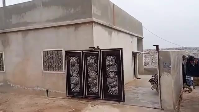 بيت عربي للبيع طريق دير حسان قاح - إدلب، 250 م²، 2 غرفة،