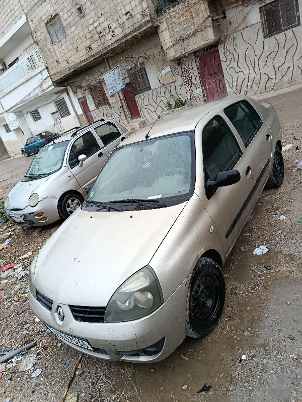 رينو كليو 2006 للايجار في دمشق - حالة ممتازة