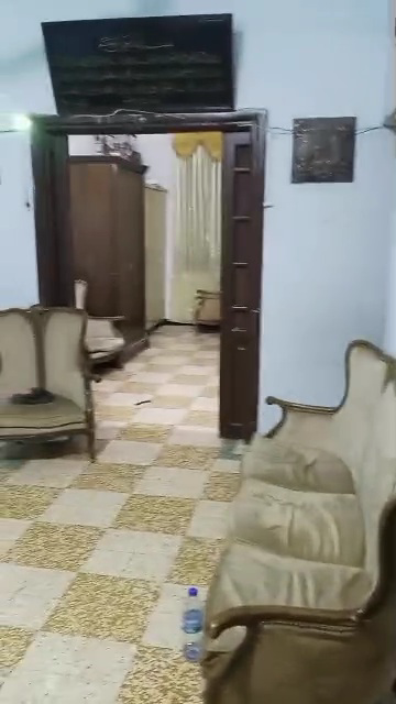 للبيع شقة ب الأشرفية بعد المول جنب شركة الهرم