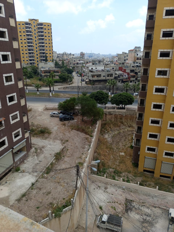 شقة للبيع ع دوار الثورة سكن الادخار غرفتين وصالون طابو اخضر