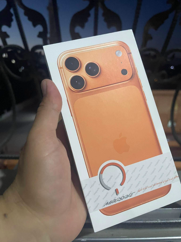 ايفون 17 برو ماكس مختوم خطوط esim مع كفالة