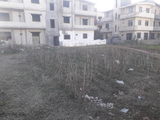 أرض للبيع في طرطوس 400م² قريبة من البحر ورخصة بناء