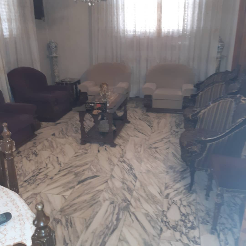 للبيع شقه في دمشق المالكي قرب مشفى الشامي موقع مميز اكساء جيد