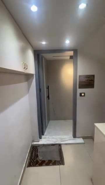 للبيع عياده في دمشق شارع صلاح الدين موقع مميز اكساء سوبر