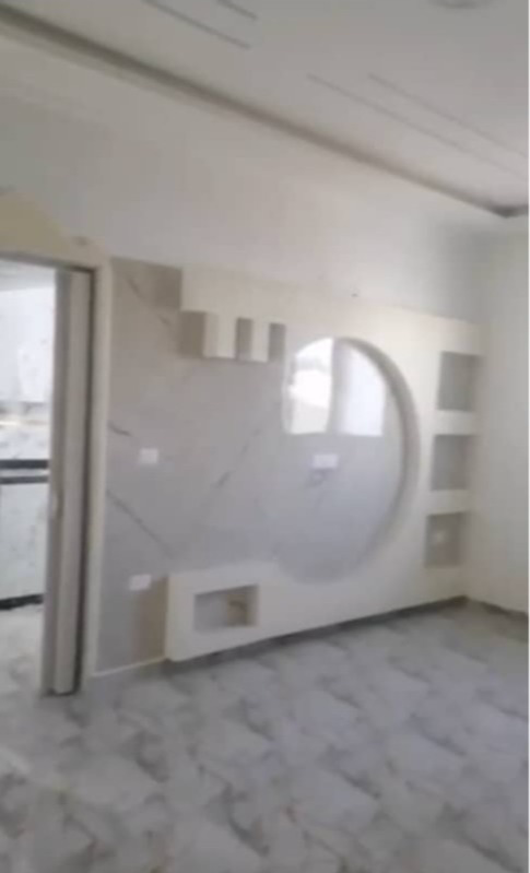 للبيع منزل في لزاهرة لقديمة جنب جامع لاشمر