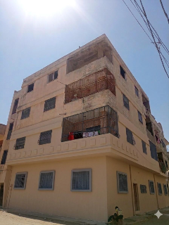 للبيع شقة تالت فني بالعباسية شرق المستوصف