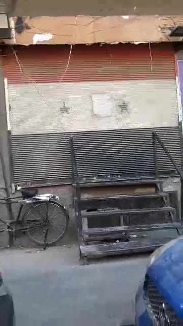 للبيع شقه ومحل تجاري في دمشق باب الجابية اول شارع البدوي موقع مميز