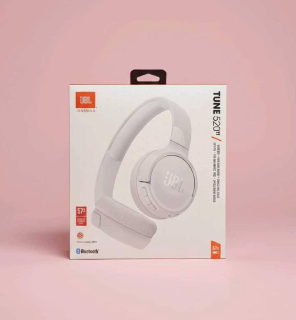 سماعات الرأس اللاسلكية JBL Tune 520BT