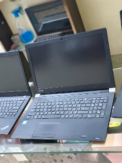 للبيع لابتوب