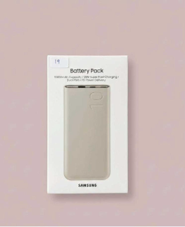 شاحن متنقل (Power Bank) من شركة Samsung