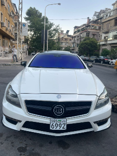 تأجير مرسيدس بنز إس إل في دمشق بسعر 150$ يومياً