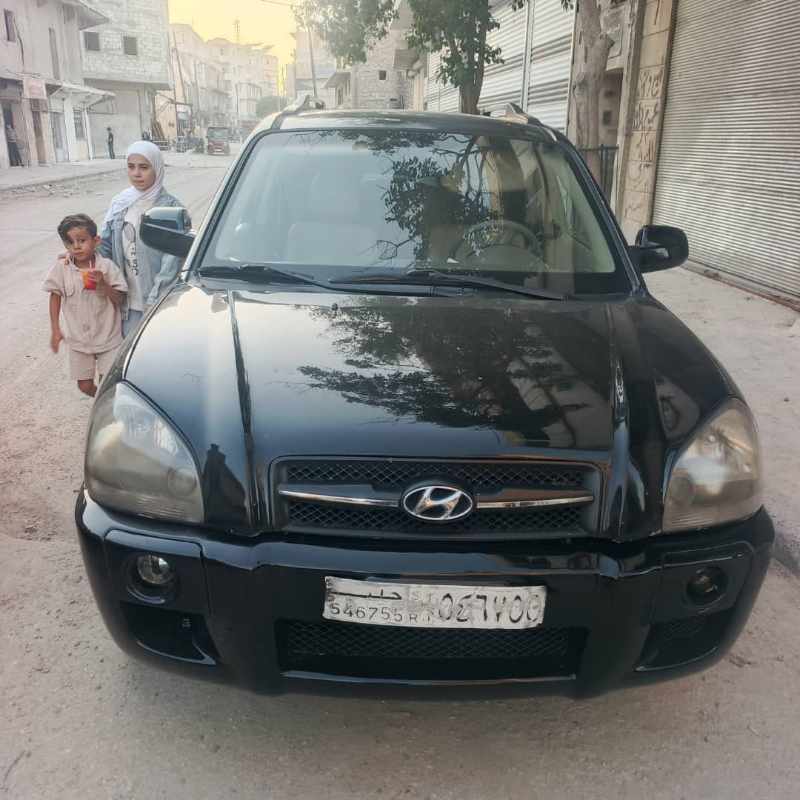 هيونداي توسان 2008 مستعملة للبيع بسعر 9500$