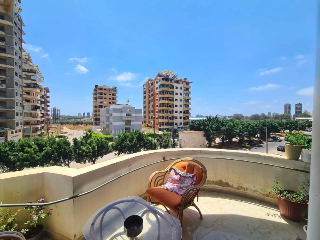 شقة للبيع في طرطوس 3 غرف وموزع بسعر 100,000$ 0949274944