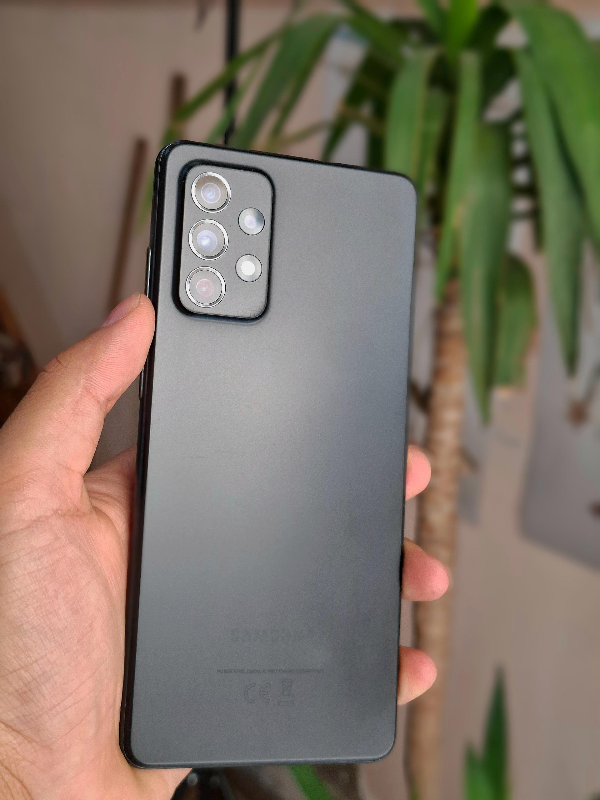 Samsung A72