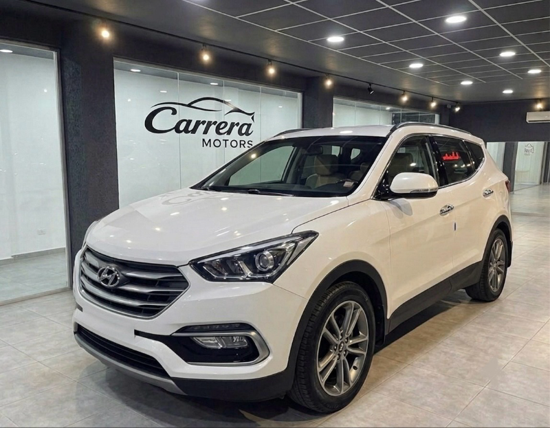 هيونداي سانتا في 2014 للإيجار في مركز حمص - SUV أبيض