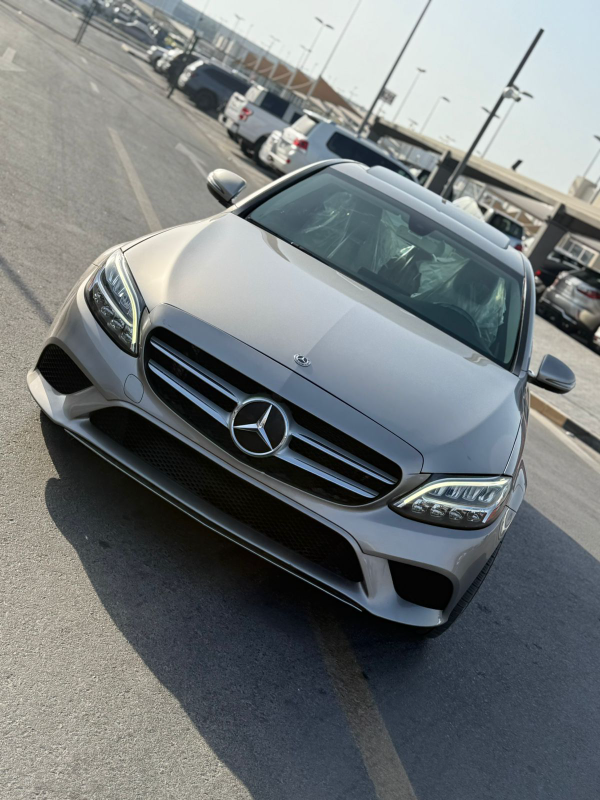 مرسيدس بنز الفئة C 2020 للبيع  بسعر 23,000$