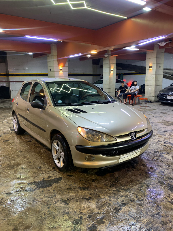 بيجو 206 2006/2008 للبيع  بسعر 5500 دولار