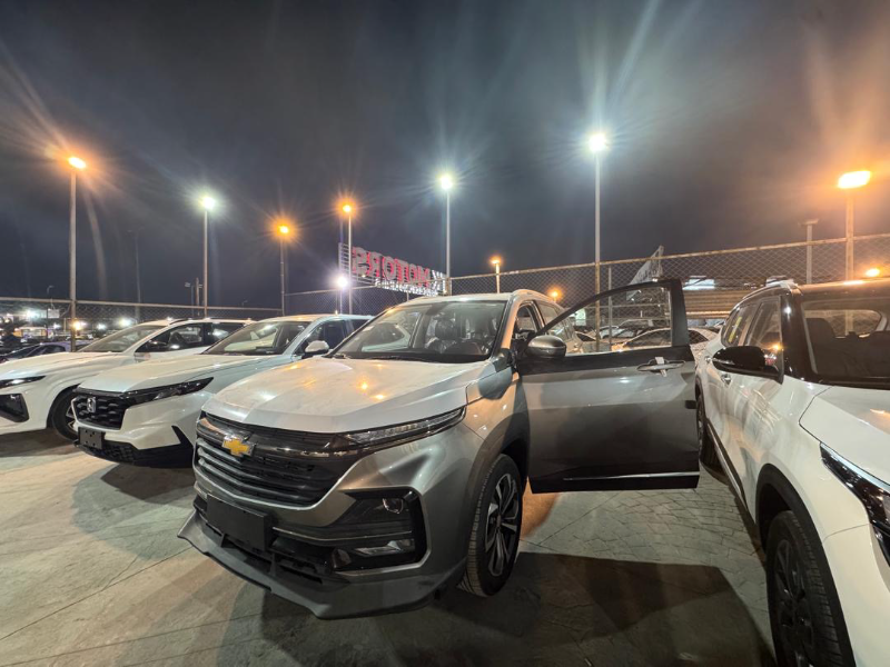 شيفروليه كابتيفا 2025 للإيجار في دمشق - SUV رمادي