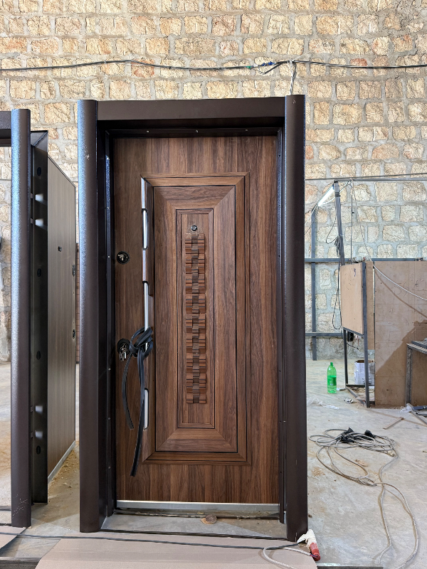 أبواب كاظة تركية جديدة بأسعار منافسة في حلب