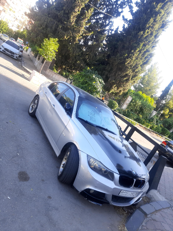 بي إم دبليو 320i 2007 للبيع بسعر 9000 دولار