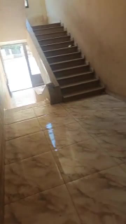 طابق ارضي باتجاه قبلي السعر 35 الف دولار الملكيه طابوا اخضر مساحه 95