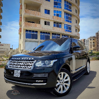 رينج روفر فوج 2014 V8 أسود ملكي،خشب بيانو.للتأجير اليومي والأعراس