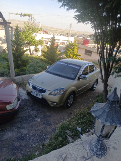كيا ريو 20011خالية برا جوا ببمشى93k
