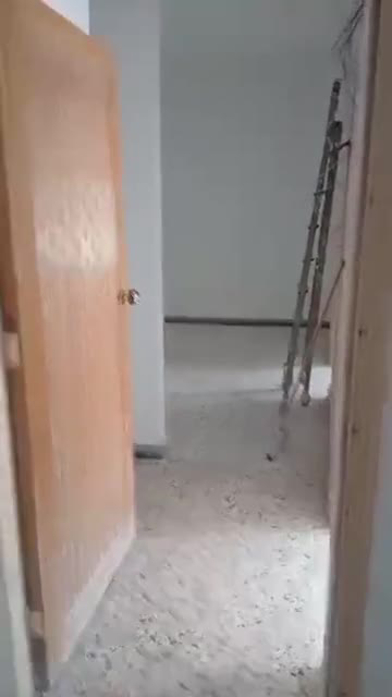 🏠 شقة سكنية مميزة للبيع في حمص - حي النازحين 🏠الموقع: حي النازحين،