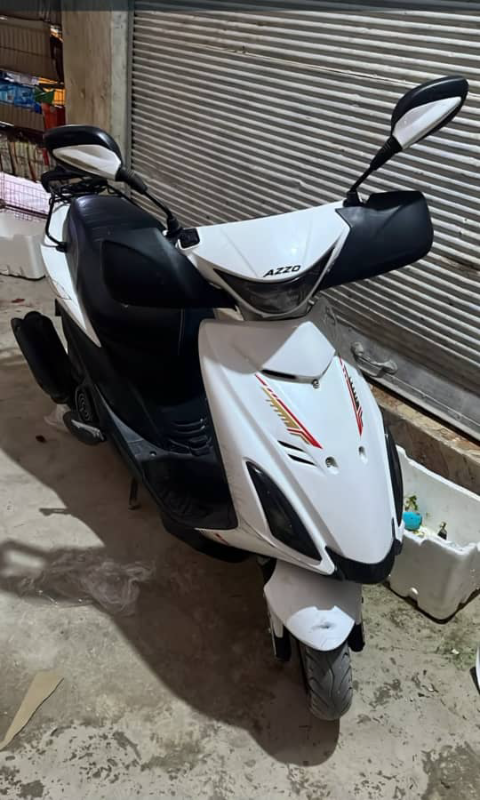 ميتور عزو 180cc مستعمل بحالة جيدة للبيع