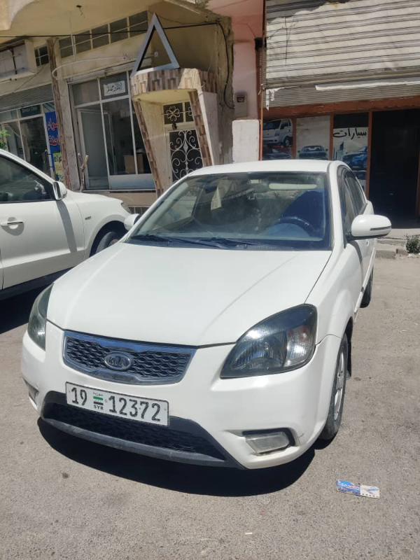 كيا ريو 2010 للإيجار بسعر 35$