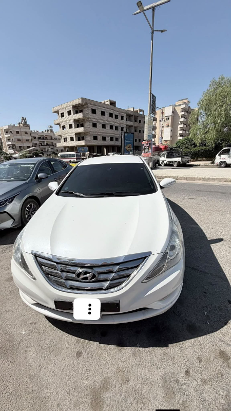 هيونداي سوناتا 2011 للبيع بحالة ممتازة - 11800$