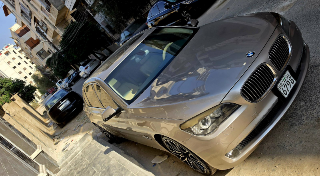 BMW730Li
2014 
باكاج شفط +جنط2024
خاليه جوا زنار نضافه ممشى 168