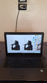 لابتوب hp zbook workstation معالج انتل زيون e3 1505 v 5 كرت شاشة منفصل