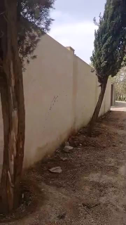 للبيع مزرعة على طريق المطار الجسر الرابع