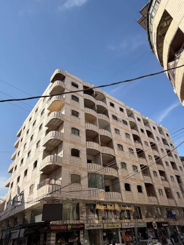شقة للبيع في ببيلا 125م² بسعر 85,000$ على الشارع العام
