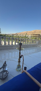 للبيع فيلا فاخرة بالزبداني 800م² مع مسبح وخصوصية كاملة